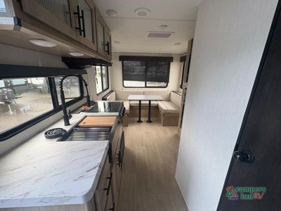 2026 Forest River RV Cherokee Grey Wolf - Photo 6