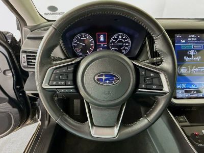 2024 Subaru Outback — photo 9 view