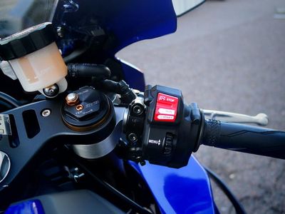 2026 Yamaha YZF-R1 - Photo 8