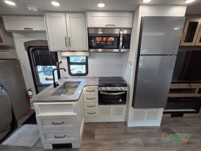 2027 Jayco Greyhawk — photo 28 view