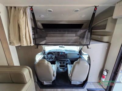 2027 Jayco Greyhawk — photo 19 view