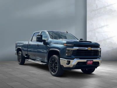2025 Chevrolet Silverado 2500HD - Photo 8