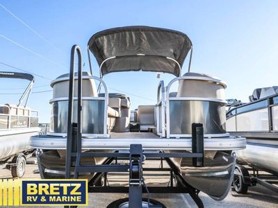 2025 Sun Tracker Party Barge - Photo 3