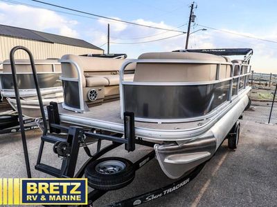 2025 Sun Tracker Party Barge - Photo 11