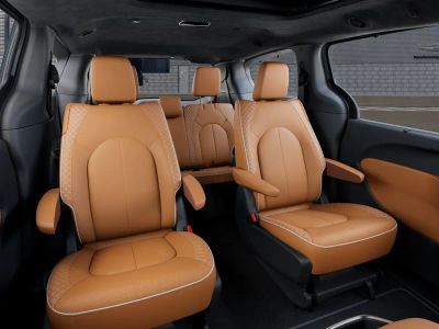 2026 Chrysler Pacifica — photo 15 view