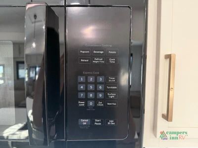 2027 Brinkley Model Z — photo 18 view