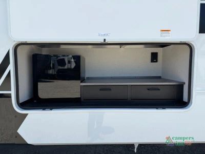 2027 Brinkley Model Z — photo 7 view