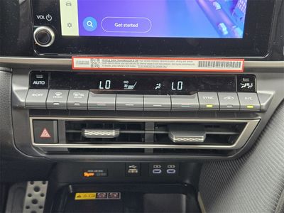 2026 Toyota Camry - Photo 13