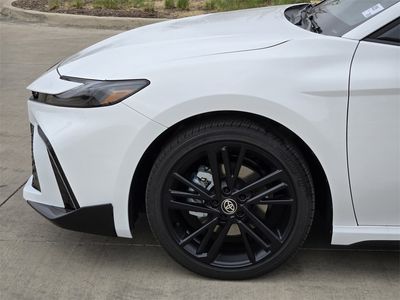2026 Toyota Camry - Photo 6