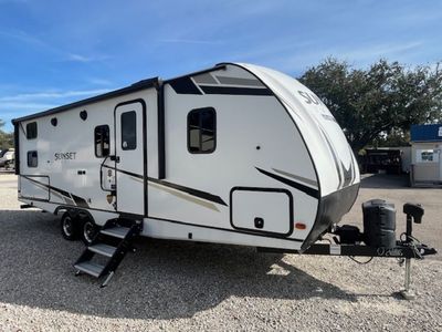 2022 CrossRoads RV Sunset Trail Super Lite - Photo 6