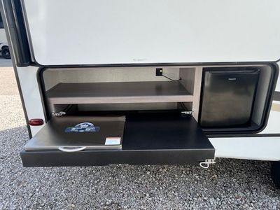 2022 CrossRoads RV Sunset Trail Super Lite - Photo 11