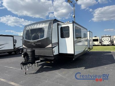 2024 Forest River RV Rockwood Ultra Lite - Photo 2