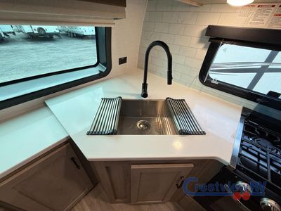 2024 Forest River RV Rockwood Ultra Lite - Photo 13