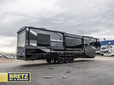 2026 Grand Design Momentum M-Class - Photo 7