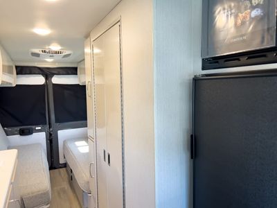 2026 Thor Motor Coach TELLARO - Photo 13