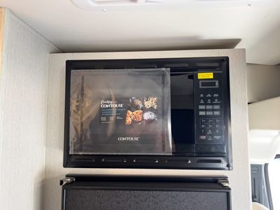 2026 Thor Motor Coach TELLARO - Photo 10