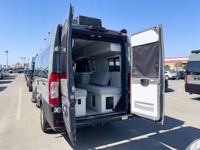 2026 Thor Motor Coach TELLARO - Photo 2