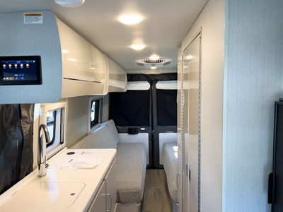 2026 Thor Motor Coach TELLARO - Photo 5