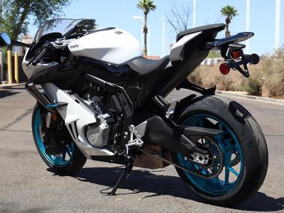 2026 CFMOTO 675SS - Photo 4