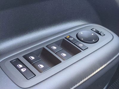 2026 Hyundai SANTA FE HYBRID — photo 32 view