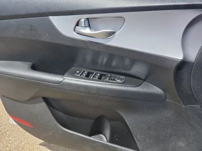 2024 Kia Forte - Photo 16