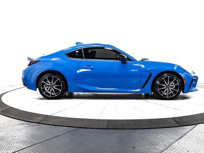 2023 Toyota GR86 — photo 11 view