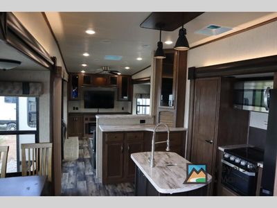 2019 Forest River RV Sandpiper - Photo 7