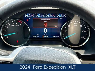2024 Ford Expedition — rear three-quarter view