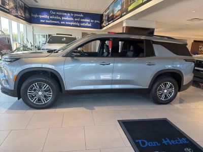 2026 Chevrolet Traverse — side profile view