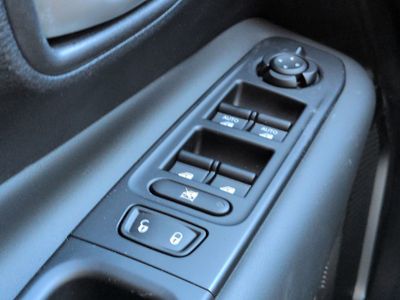 2023 Jeep Renegade - Photo 23