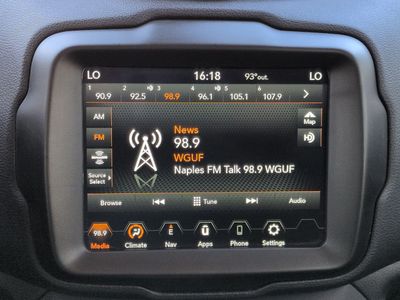 2023 Jeep Renegade - Photo 18