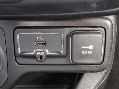 2023 Jeep Renegade - Photo 22
