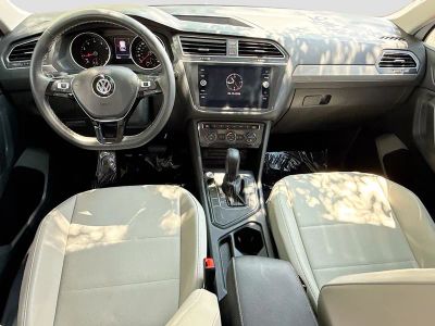 2021 Volkswagen Tiguan — photo 14 view