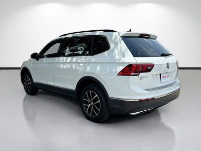 2021 Volkswagen Tiguan — detail view
