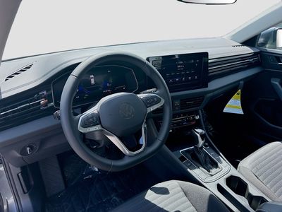 2026 Volkswagen Jetta - Photo 9