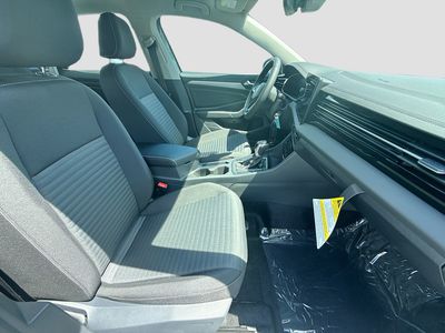 2026 Volkswagen Jetta - Photo 22
