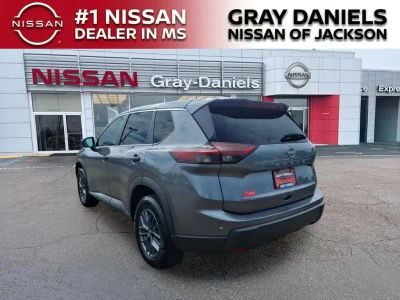 2024 Nissan Rogue - Photo 5