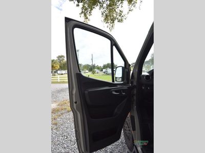 2025 Remote Vans Remote Vans - Photo 12