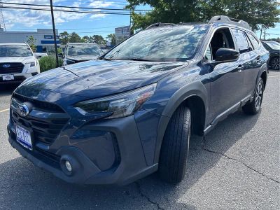 2023 Subaru Outback — detail view