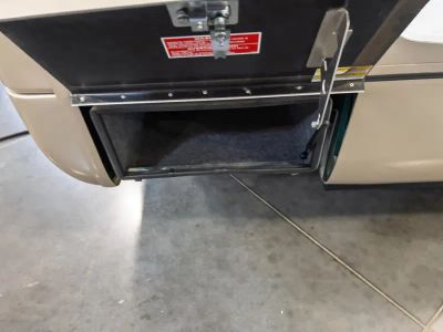 2019 Leisure Travel Vans UNITY — photo 19 view