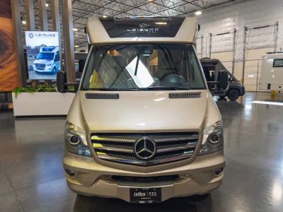 2019 Leisure Travel Vans UNITY — photo 27 view