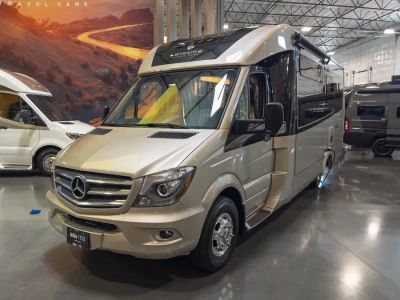 2019 Leisure Travel Vans UNITY — photo 29 view