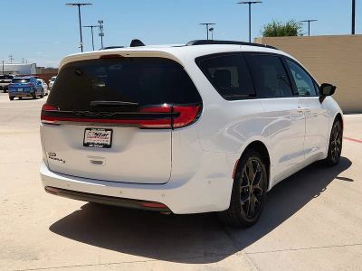 2024 Chrysler Pacifica — rear three-quarter view