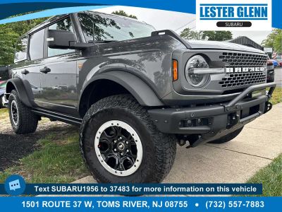 2025 Ford Bronco Badlands in Carbonized Gray — front three-quarter view