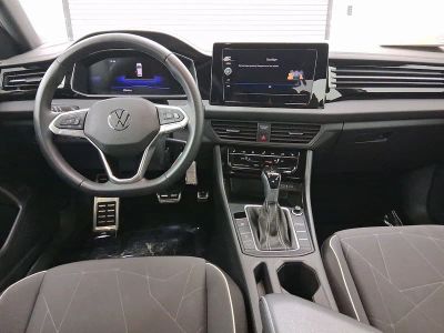 2025 Volkswagen Jetta Sedan - Photo 4