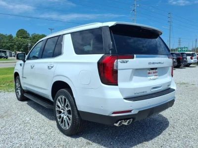 2026 GMC Yukon — detail view