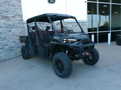 2026 Can-Am Defender MAX LONE STAR HD11 — front three-quarter view