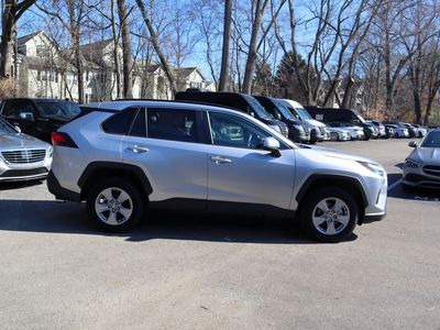 2024 Toyota RAV4 - Photo 2