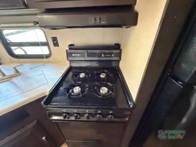 2017 Forest River RV Puma — photo 9 view