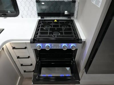 2027 Entegra ODYSSEY — photo 10 view